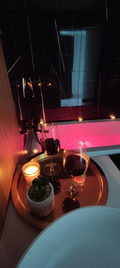 Chill Out Studio Jacuzzi & Sea Views لقنت المظهر الخارجي الصورة